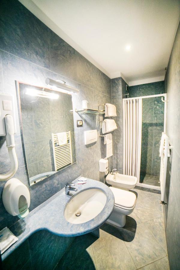 Hotel Raphael Montecatini Terme Extérieur photo
